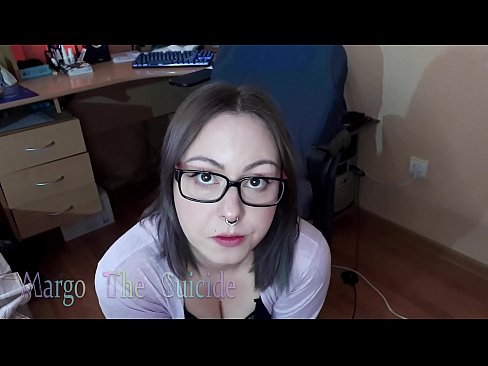 ❤️ Fata sexy cu ochelari suge adânc Dildo în fața camerei de filmat ❤️❌ at porn ro.pornma-com.ru